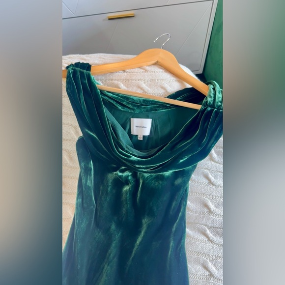 Reformation Elvie Velvet Dress In Forest, brand new, never worn, no flaws. - Picture 11 of 16